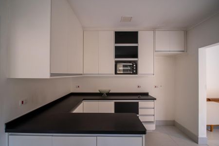 Casa à venda com 250m², 4 quartos e 2 vagasCozinha