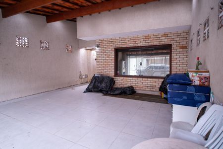 Casa à venda com 250m², 4 quartos e 2 vagasGaragem