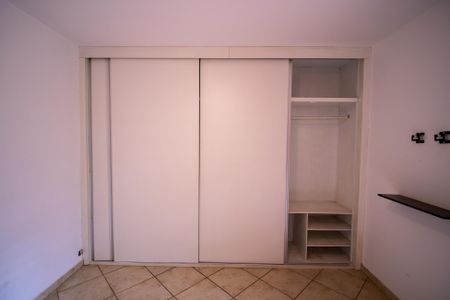 Casa à venda com 250m², 4 quartos e 2 vagasQuarto 1