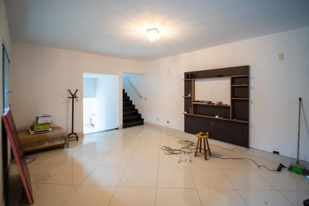Casa à venda com 250m², 4 quartos e 2 vagasSala
