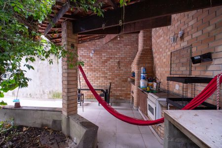 Casa à venda com 250m², 4 quartos e 2 vagasChurrasqueira