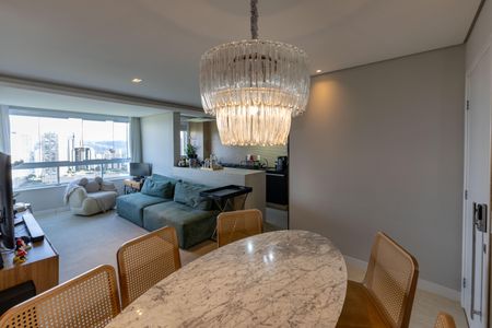 Apartamento à venda com 100m², 2 quartos e 1 vagaSala de Jantar