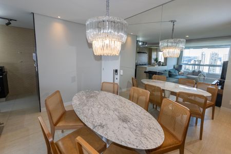 Apartamento à venda com 100m², 2 quartos e 1 vagaSala de Jantar
