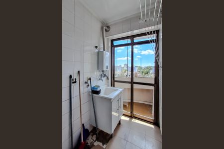 Apartamento à venda com 81m², 3 quartos e 2 vagas Apartamento à venda com 81m², 3 quartos e 2 vagasÁrea de Serviço