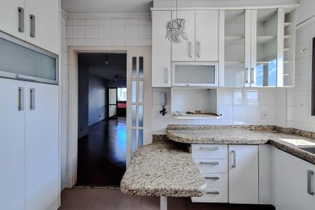 Apartamento à venda com 81m², 3 quartos e 2 vagas Apartamento à venda com 81m², 3 quartos e 2 vagasCozinha