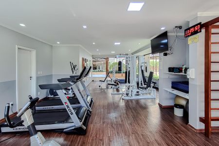 Apartamento à venda com 81m², 3 quartos e 2 vagas Apartamento à venda com 81m², 3 quartos e 2 vagasÁrea comum - Academia