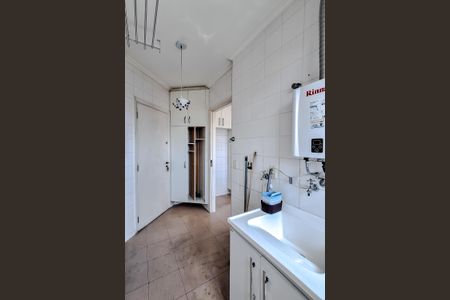 Apartamento à venda com 81m², 3 quartos e 2 vagas Apartamento à venda com 81m², 3 quartos e 2 vagasÁrea de Serviço