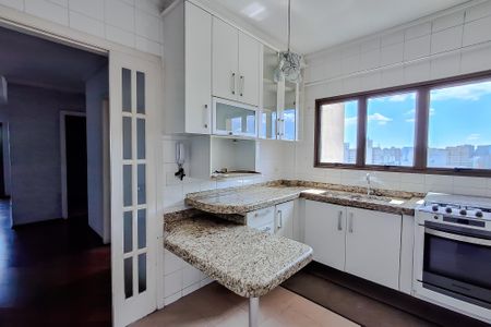 Apartamento à venda com 81m², 3 quartos e 2 vagas Apartamento à venda com 81m², 3 quartos e 2 vagasCozinha