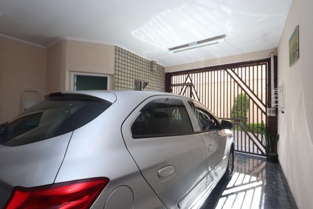 Casa de condomínio à venda com 126m², 3 quartos e 2 vagasGaragem