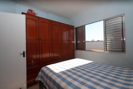 Casa de condomínio à venda com 126m², 3 quartos e 2 vagasSuíte