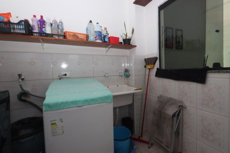 Casa de condomínio à venda com 126m², 3 quartos e 2 vagasÁrea de Serviço