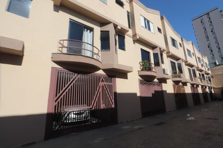 Casa de condomínio à venda com 126m², 3 quartos e 2 vagasCondomínio