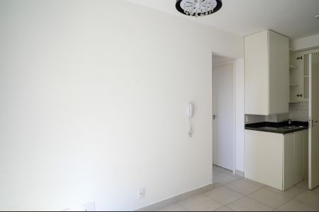 Apartamento para alugar com 34m², 2 quartos e sem vaga Apartamento para alugar com 34m², 2 quartos e sem vagaSala