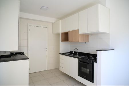 Apartamento para alugar com 34m², 2 quartos e sem vaga Apartamento para alugar com 34m², 2 quartos e sem vagaCozinha/Área de Serviço
