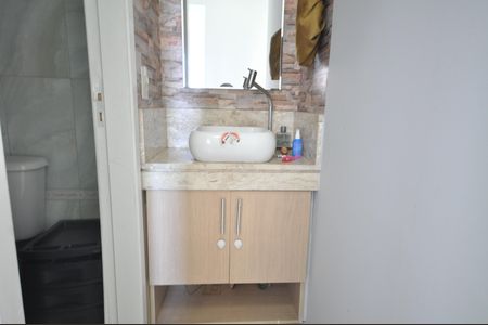 Apartamento à venda com 55m², 2 quartos e 1 vagaBanheiro Social