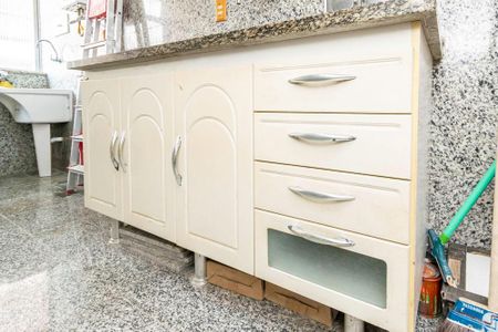 Apartamento à venda com 48m², 2 quartos e sem vagaCozinha - Armários