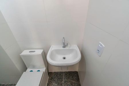 Apartamento à venda com 48m², 2 quartos e sem vagaBanheiro