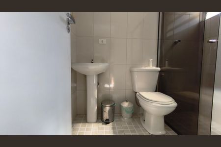Casa à venda com 223m², 3 quartos e 2 vagasBanheiro da Suíte 1