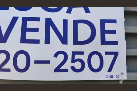 Casa à venda com 223m², 3 quartos e 2 vagasPlaquinha LDNB-155