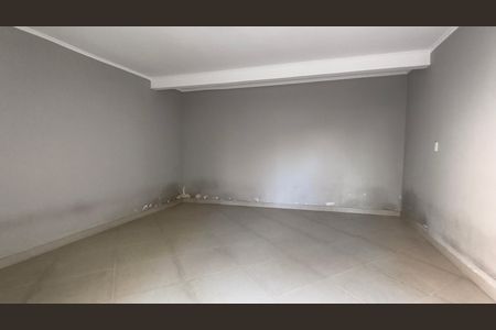 Casa à venda com 223m², 3 quartos e 2 vagasSalão