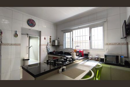 Casa à venda com 223m², 3 quartos e 2 vagasCozinha