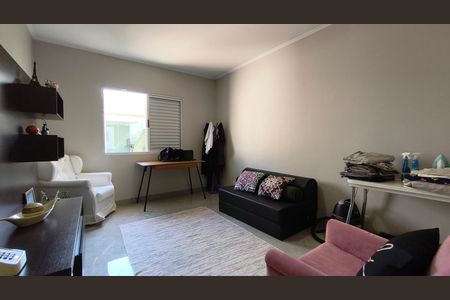 Casa à venda com 223m², 3 quartos e 2 vagasSuíte 3