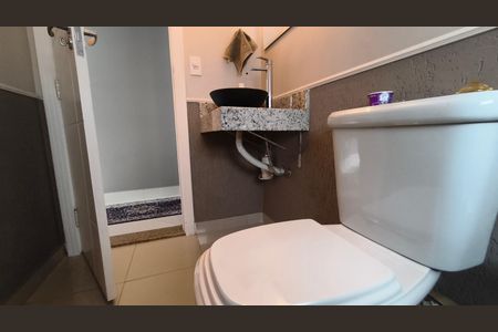 Casa à venda com 223m², 3 quartos e 2 vagasLavabo