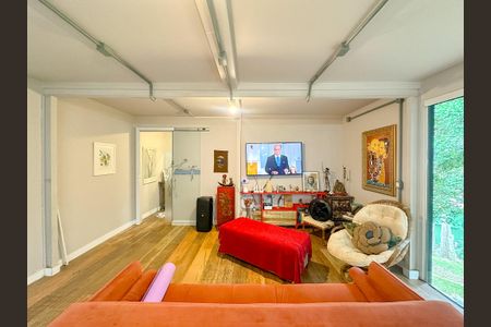 Casa para alugar com 300m², 1 quarto e 3 vagasSala de TV