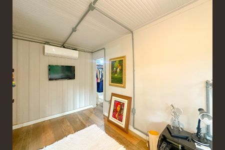 Casa para alugar com 300m², 1 quarto e 3 vagasSuíte 