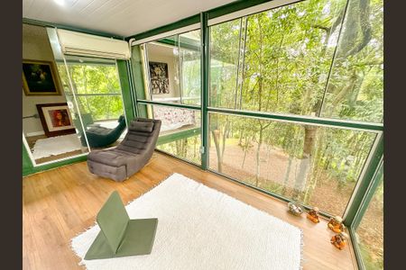 Casa para alugar com 300m², 1 quarto e 3 vagasEscritório