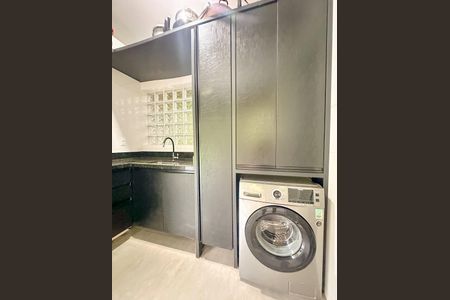 Casa para alugar com 300m², 1 quarto e 3 vagasLavanderia