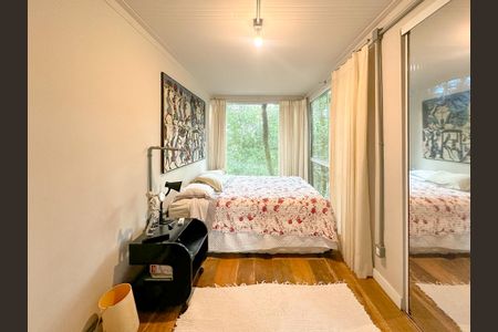 Casa para alugar com 300m², 1 quarto e 3 vagasSuíte 