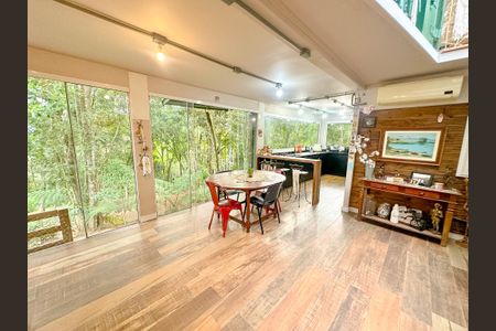 Sala de Jantar de casa para alugar com 1 quarto, 300m² em Potecas, São José