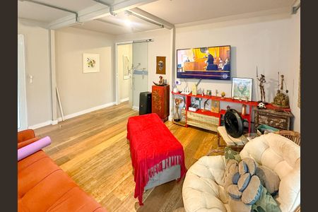 Casa para alugar com 300m², 1 quarto e 3 vagasSala de TV