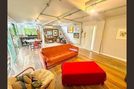 Casa para alugar com 300m², 1 quarto e 3 vagasSala de TV