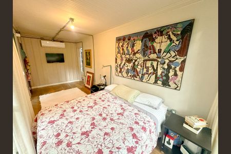 Casa para alugar com 300m², 1 quarto e 3 vagasSuíte 