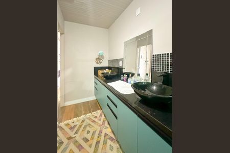 Casa para alugar com 300m², 1 quarto e 3 vagasBanheiro da Suíte