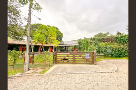 Casa para alugar com 300m², 1 quarto e 3 vagasFachada