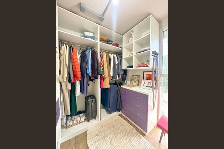 Casa para alugar com 300m², 1 quarto e 3 vagasCloset da suíte