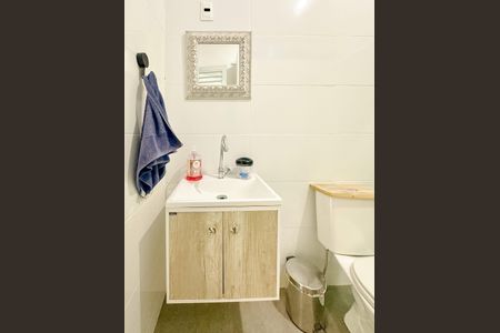 Casa para alugar com 300m², 1 quarto e 3 vagasBanheiro 2