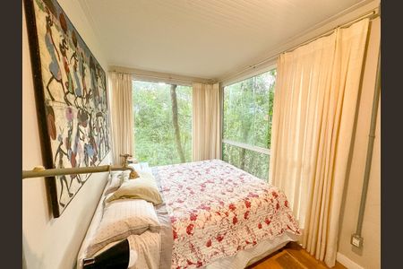 Casa para alugar com 300m², 1 quarto e 3 vagasSuíte 