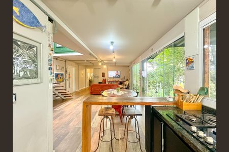 Casa para alugar com 300m², 1 quarto e 3 vagasCozinha