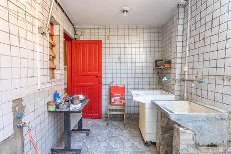 Casa para alugar com 60m², 3 quartos e 1 vaga Casa para alugar com 60m², 3 quartos e 1 vagaÁrea de serviço