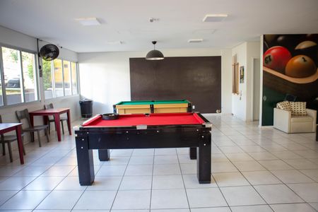 Apartamento para alugar com 45m², 2 quartos e 1 vaga Apartamento para alugar com 45m², 2 quartos e 1 vagaÁrea comum - Salão de jogos