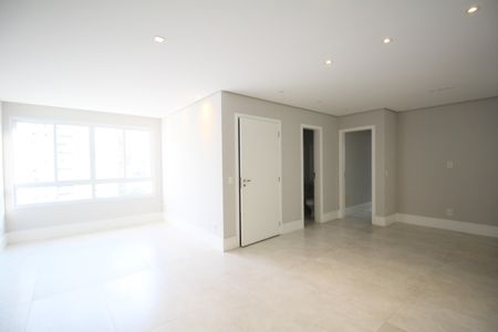 Sala de apartamento à venda com 3 quartos, 138m² em Vila Andrade, São Paulo