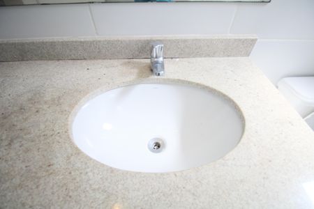 Apartamento para alugar com 75m², 2 quartos e 1 vagaBanheiro da Suíte - Torneira
