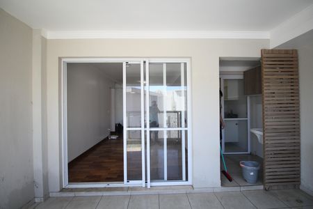 Apartamento para alugar com 75m², 2 quartos e 1 vagaVaranda