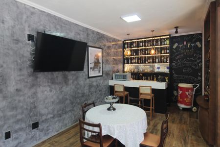 Casa à venda com 244m², 3 quartos e 3 vagasÁrea Gourmet