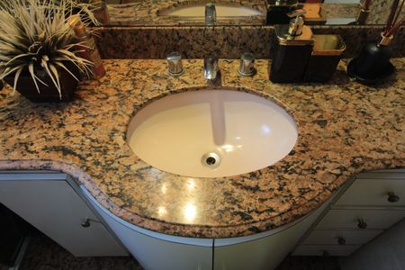 Casa à venda com 244m², 3 quartos e 3 vagasBanheiro Social