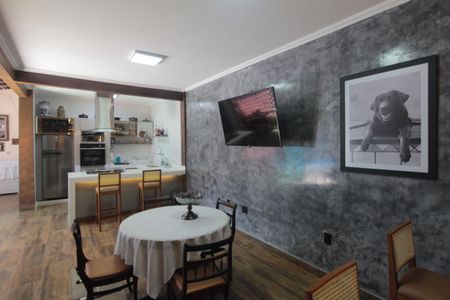 Casa à venda com 244m², 3 quartos e 3 vagasÁrea Gourmet